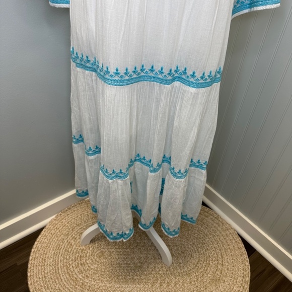 Soft Surroundings White with Blue Embroidered Juniper Dress S:Medium - Picture 5 of 10